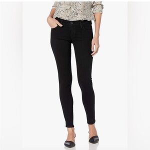 BALDWIN Kansas City SOPHIA Mid Rise
Skinny Jean in Raven size 24